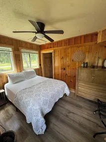 Perfect getaway! Modern, rustic cottage on the St. Joseph River. - Image 5