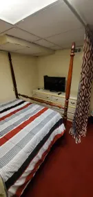 SUPER CUTE AND GREAT HOME  APPROX 15MINS TO DOWNTOWN DETROIT SLEEPS 14 GUESTS - Image 4