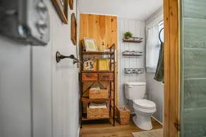 New England Lake House - Image 3