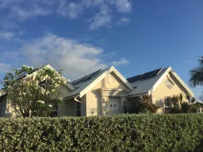 Your own private villa, just a short stroll from beautiful Bottom Bay beach - Image 4