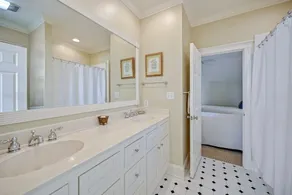 Marsh House by Peace Vacations - Image 3