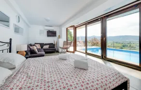 Beautiful home in Samobor - Image 2