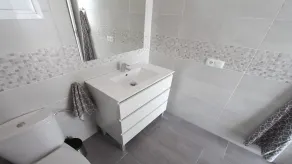 Villa renovated in summer 2019 with private swimming pool - Image 3