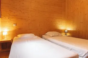 4-person chalet on Lac de Villefort - Image 2