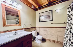 Gorgeous Lake Lodge Escape! Jacuzzi * Deck * Wifi * lejrbål * Pingpong * Solnedgange * Stille - Image 5