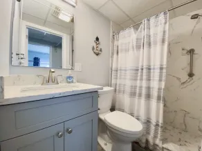 BEACHBLOCK LOCATION!  Merrimac Resort condominium with newly renovated bathroom - Image 3