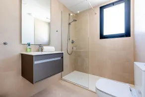 Penthouse Middle Views - Image 3