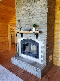 Exceptional Log home on Lake Superior - Near Houghton and Hancock MI - Image 2
