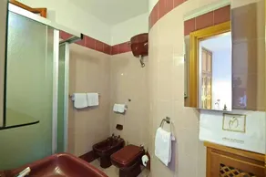 Villa Minuta Luxury villa with pool - Image 4