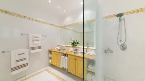 Quality Villa, utsikt över Santa Ponsa Bay, uppvärmd pool och fullt luftkonditionerade - Image 2