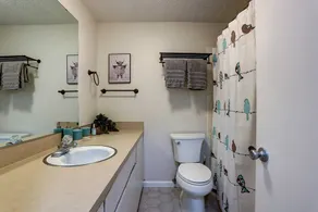 Wonderful Updated Single Level Retreat w/ Backyard Oasis, Pet Friendly, A/C, Hot Tub, Private Patio - Image 5