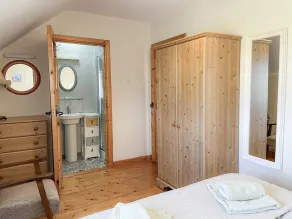 Sweetbriar Holiday Cottage by Trident Holiday Homes - Image 4