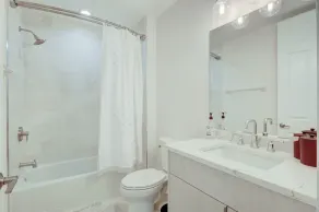 NAPLES DESIGNER VILLA RETREAT STEPS FROM MERCATO - Image 2