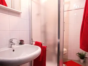 Helle Einzimmerwohnung \"Le Cà De Boron Standard Relax Apartment\" im historischen Zentrum mit WLAN - Image 3