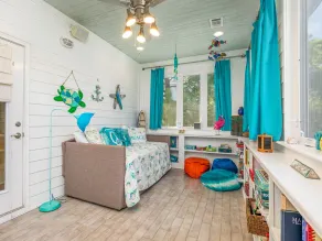 Harrisons Hideaway - Image 2