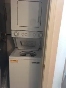 One bedroom Condo with Free Parking/Gym - Image 3