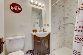 Monroe24 · BrickStone Lodge-Modern King Suite near Main St-C - Image 3