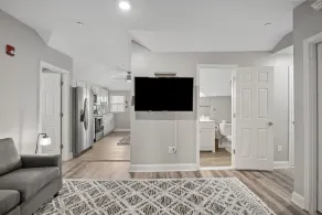 Dreamy Boho Beach Retreat - Walk to Ocean - Sleeps 6+ A Family Favorite - Image 5