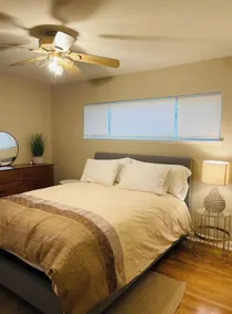 Relaxing 3 Bedroom, 2 Bathrooms. Large backyard, pool, jacuzzi + 2 patios, grill - Image 4