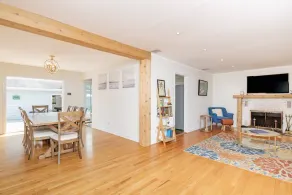 Shelter Island Retreat With Pool, Home Theater, Close To Beach & Pet Friendly - Image 5