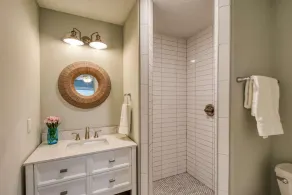 Barefoot Hideaway Family Beachfront Retreat - Image 2