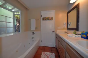 211CL 211 Claressa - Image 5