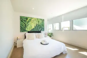 The Ultimate Beach House - Magnesium pool, close to beach and shops - Image 5