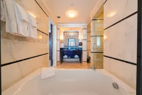 Fontainebleau Jr Suite with Balcony Condo - Image 4