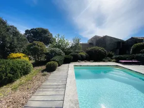 Bastide in absolute calm in Gordes, Panoramic view Ventoux, Luberon - Image 2
