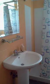 BLUE SEA to DONNALUCATA 2 MINUTES WALK FROM THE BEACH Penthouse with terrace - Image 2
