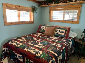Cozy Cottage Near Ski Lifts! - Image 4