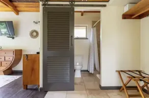 Escape to your private oasis - Image 2