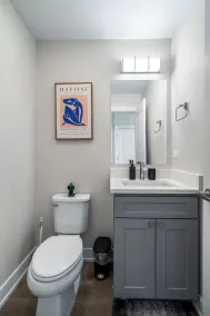 Spacious 4BR Warrenville Home- Rep 1 - Image 4