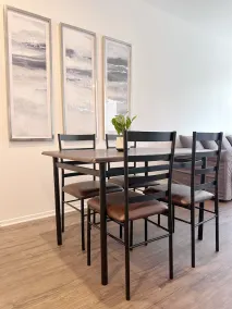 Cute Poolside Unit, 2 Miles from the Beach - Image 5