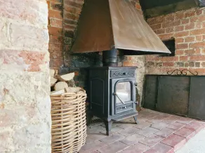 The Milk House -  a cottage that sleeps 4 guests  in 2 bedrooms - Image 2