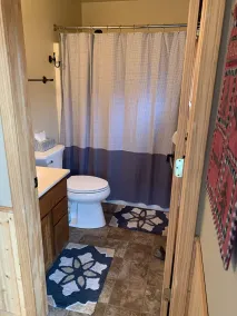 Lake Nokomis Breezy Bay Lakeside Cottage Quiet Retreat - Image 2