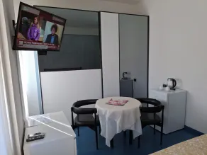 SIRIS HOTEL - Image 3