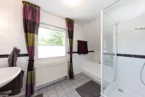 Modern and beautifully situated top floor apartment (80 sqm) - Image 2