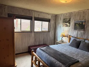 Romantic Private Cabin with Views, Wifi, Large Patio, Fireplace, Modern updates! - Image 3