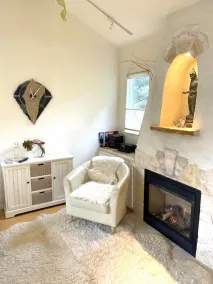 Serene Montclair Getaway - Image 2