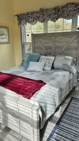 Cozy, clean, relaxing beach cottage awaits you!! - Image 4