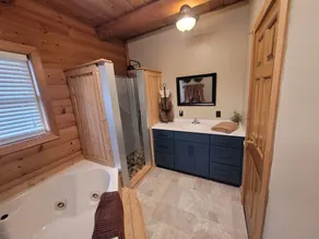 Nolin Lake Log Cabin ~ Beautiful Water Views ~ Great Family Getaway! - Image 4