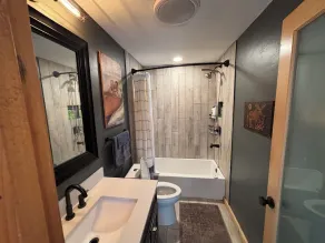 **STUNNING!** 5 Star! Modern cottage / cabin getaway  Lake Minnetonka / Wayzata - Image 3