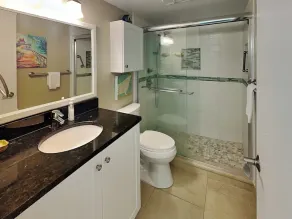 Shores Club 505, 2 Schlafzimmer, 5. Stock, am Meer, 5 Personen - Image 3