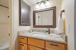 Lakefront stay with designer touches, boat parking & family-friendly perks. - Image 2