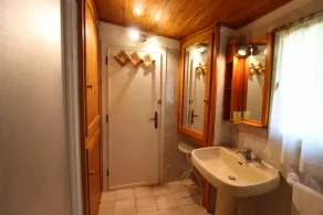 Nice cottage ideal for couples, large enclosed garden with private pool. Pets are welcome. Bucine is - Image 3