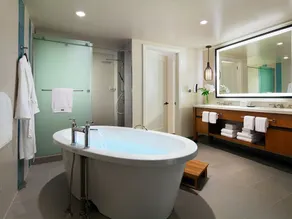 Beautiful Two bedroom Villa at Westin Nanea Ocean Villas! - Image 3