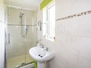 4 Schlafzimmer Unterkunft in Brodick - Image 2