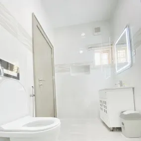 House 114 Apartment - Image 3