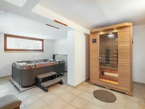 Villa indipendente con vasca idromassaggio, piscina privata, WIFI, TV, terrazza, animali ammessi - Image 2